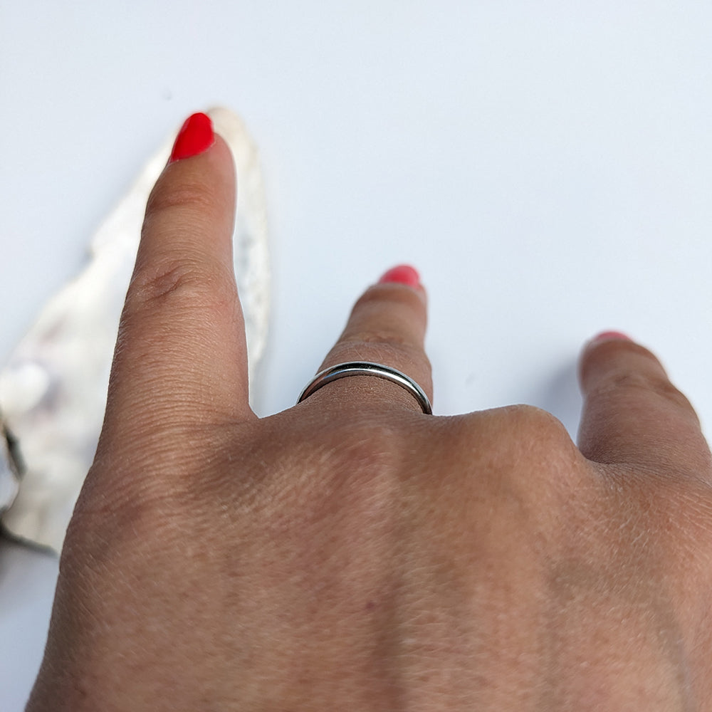 Vintage Platinum Wedding Band