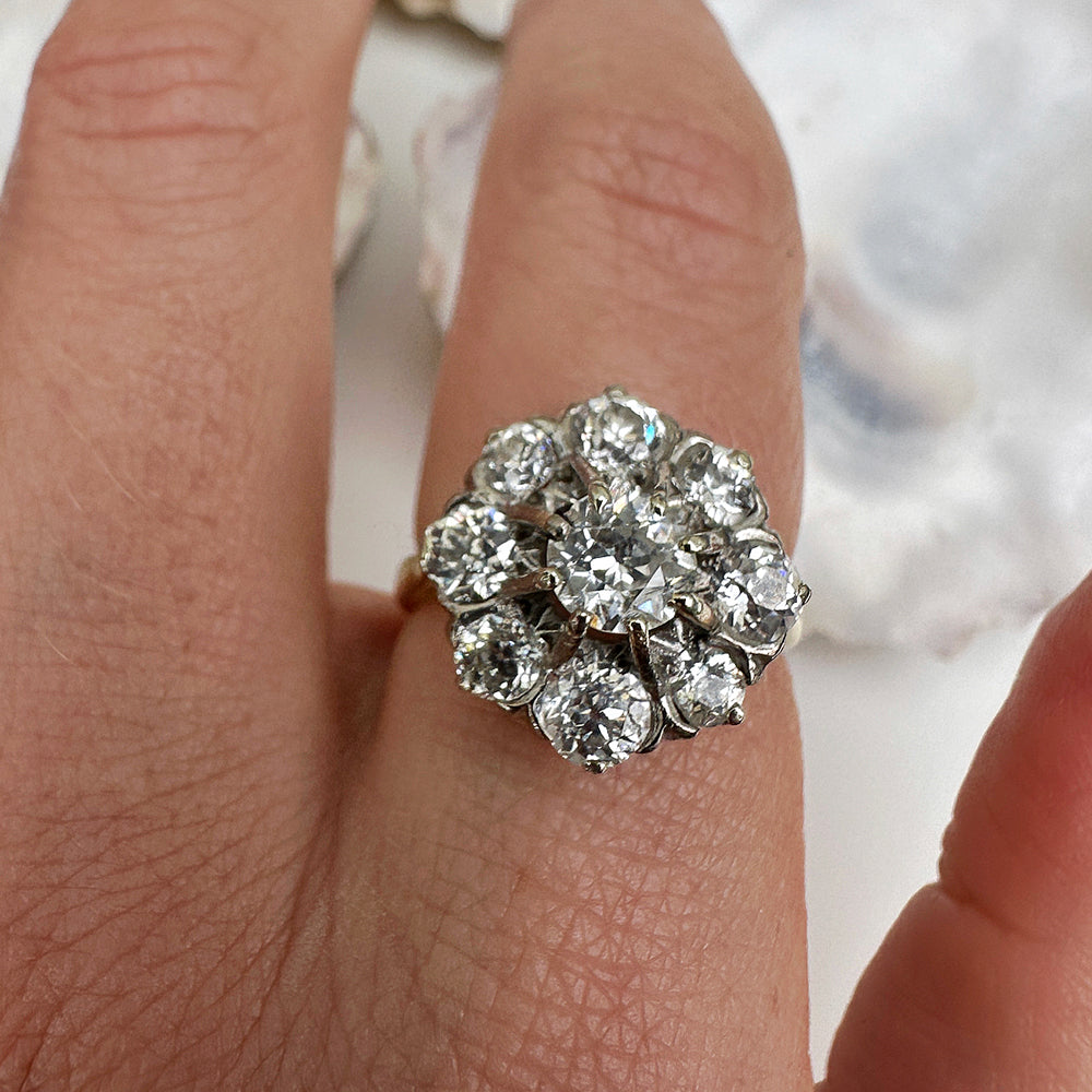 Vintage 1975 2.7ct Daisy Diamond Engagement Ring