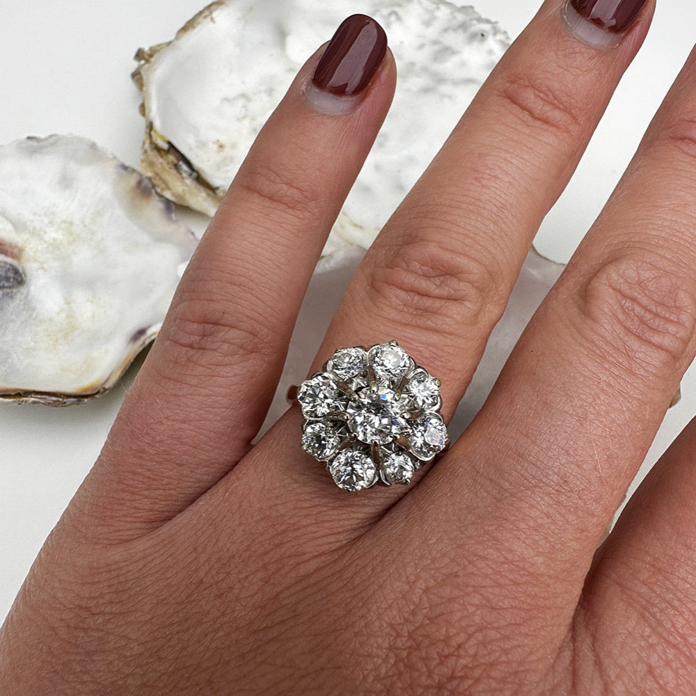 Vintage 1975 2.7ct Daisy Diamond Engagement Ring