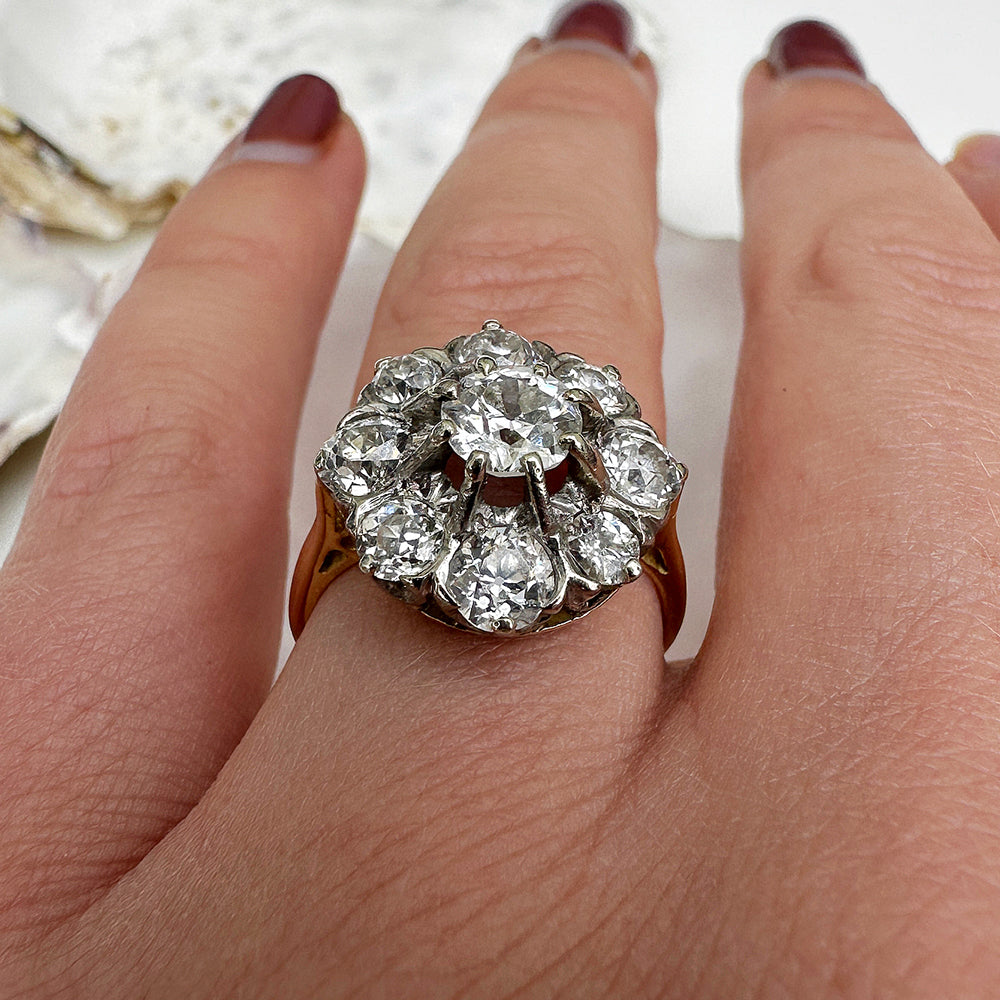 Vintage 1975 2.7ct Daisy Diamond Engagement Ring