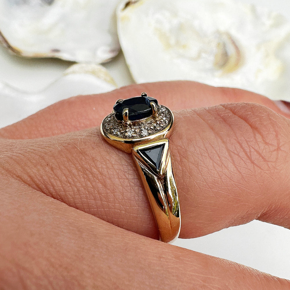 c1980's Sapphire & Diamond Cluster Ring