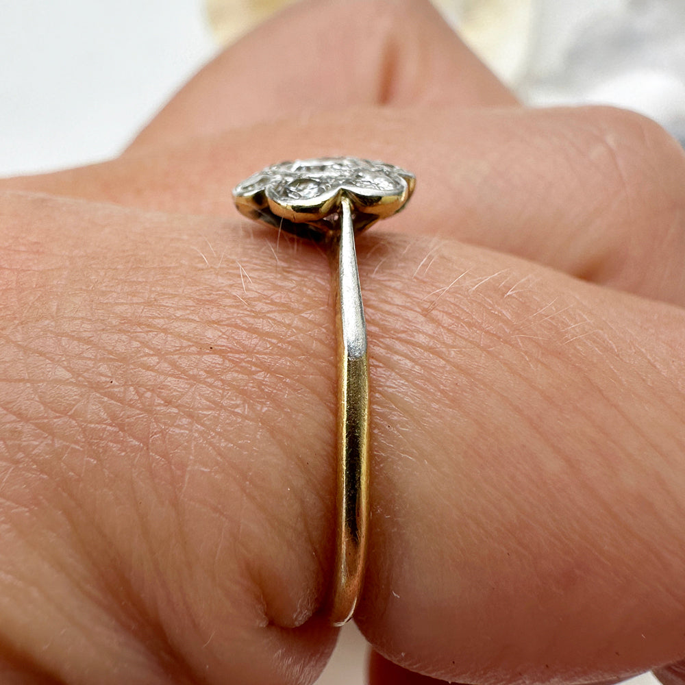Vintage Daisy Diamond Ring