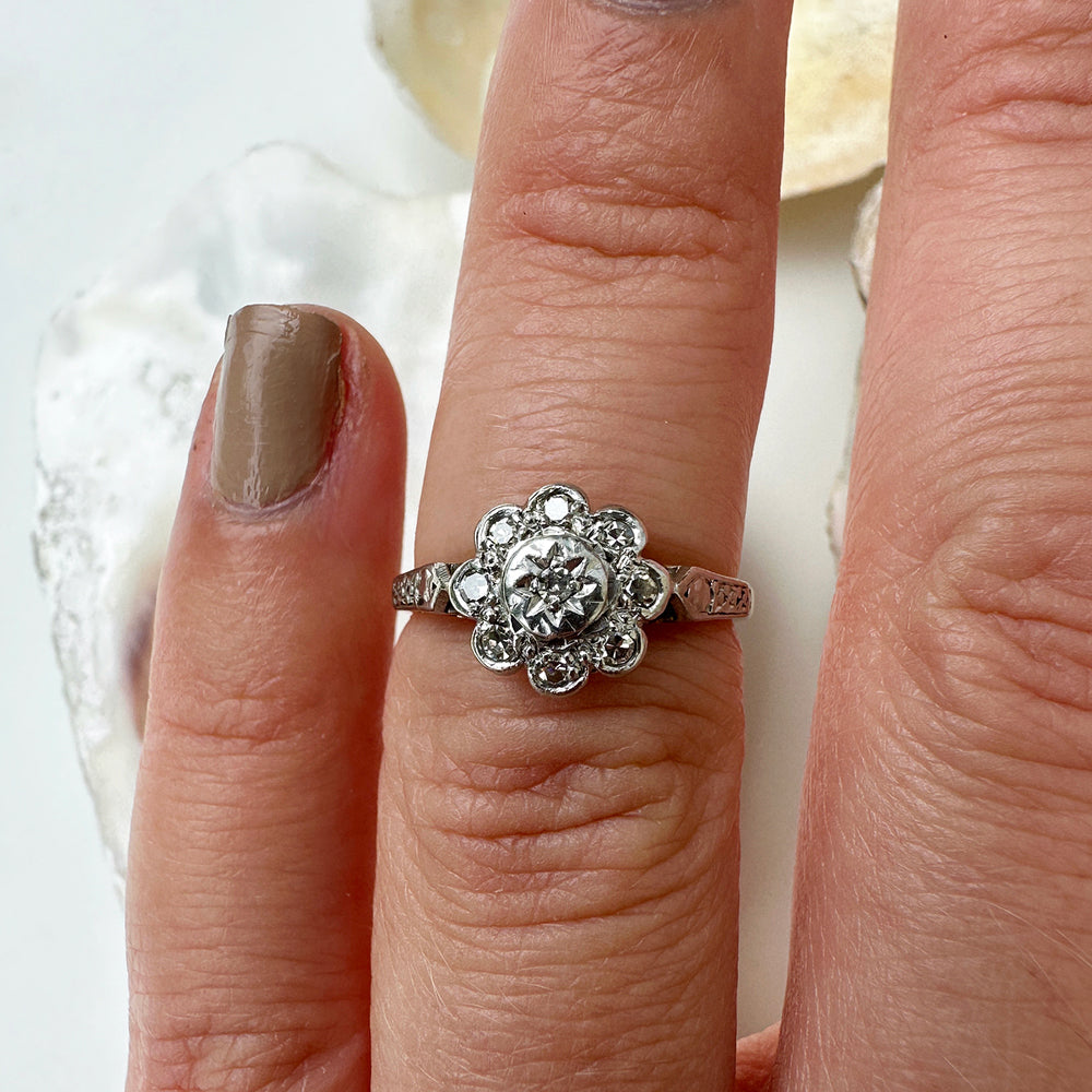 1960 Vintage Diamond Daisy Cluster