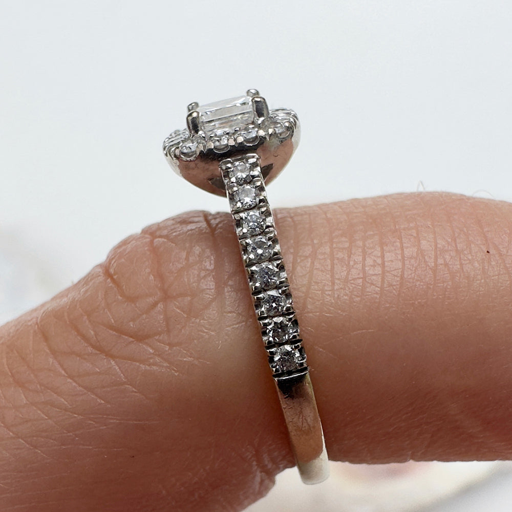 Princess Cut Diamond Engagement Ring