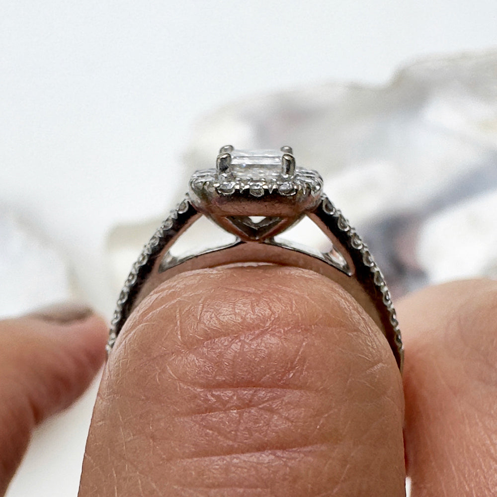 Princess Cut Diamond Engagement Ring