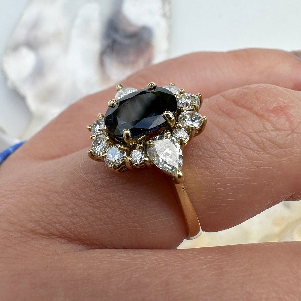 Vintage 2.20 ct Sapphire & Diamond Cluster Ring
