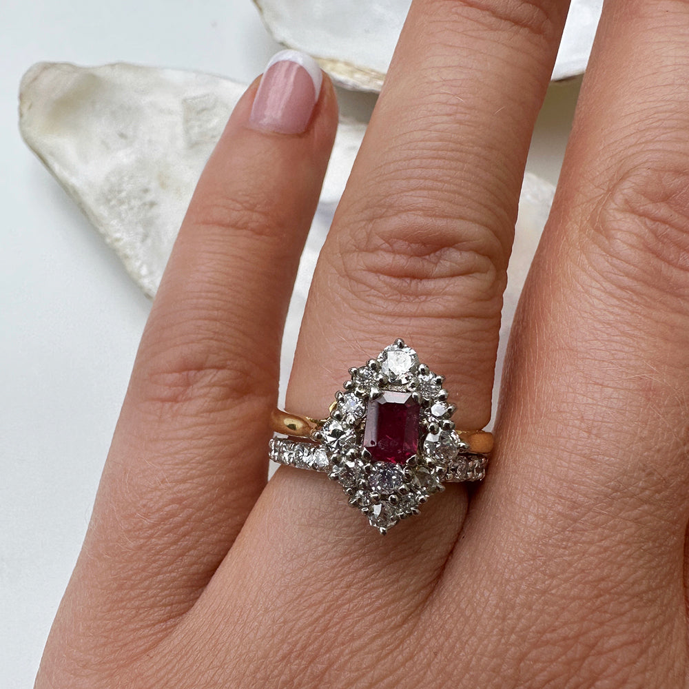 1988 Vintage Ruby & Diamond Cluster Ring