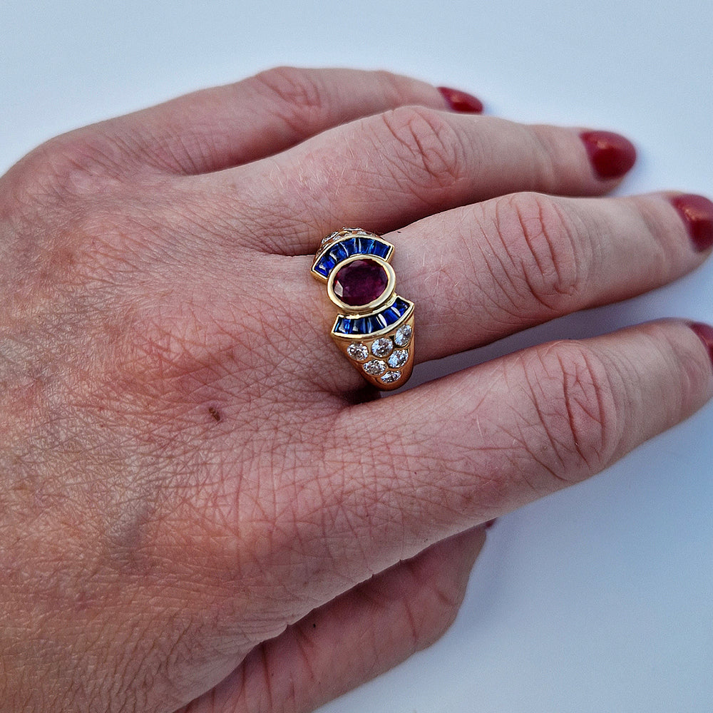 Art Deco Vintage Ruby, Sapphire & Diamond Ring