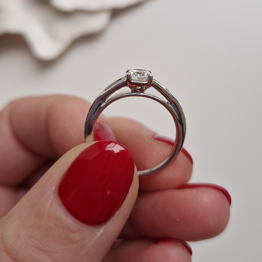 Vintage Platinum Diamond Solitaire Engagement Ring