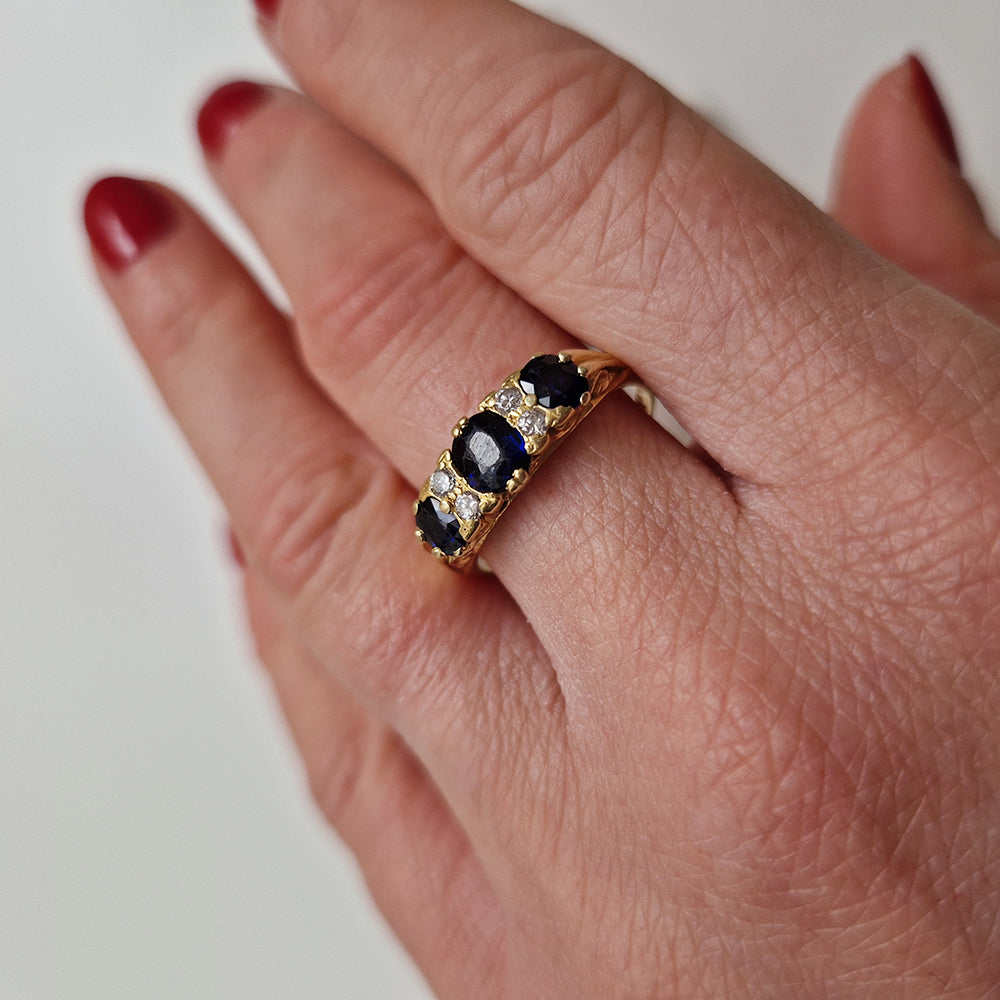 1976 Vintage Sapphire & Diamond Seven Stone Ring