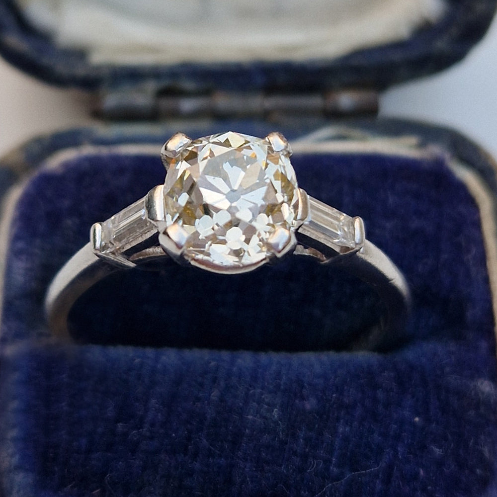 Antique Platinum Old European Cut Diamond Solitaire w/ Baguette Diamond Shoulders