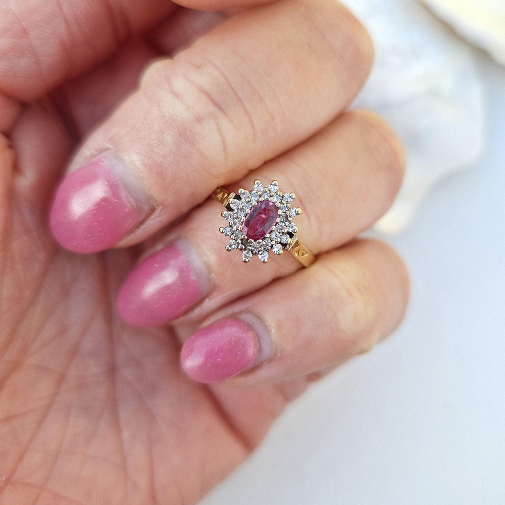 1988 Vintage Ruby & Diamond Cluster Ring