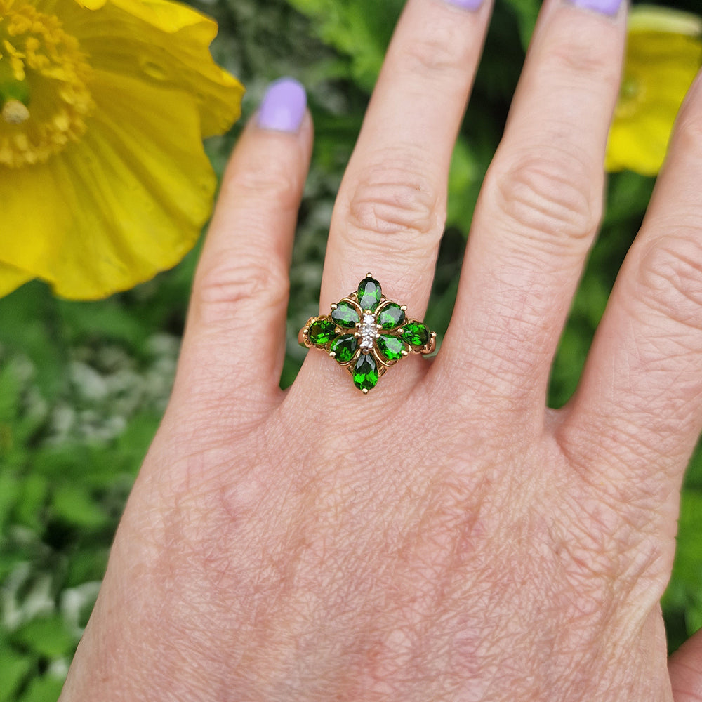 Vintage Green Tourmaline & Diamond Floral Cluster Ring
