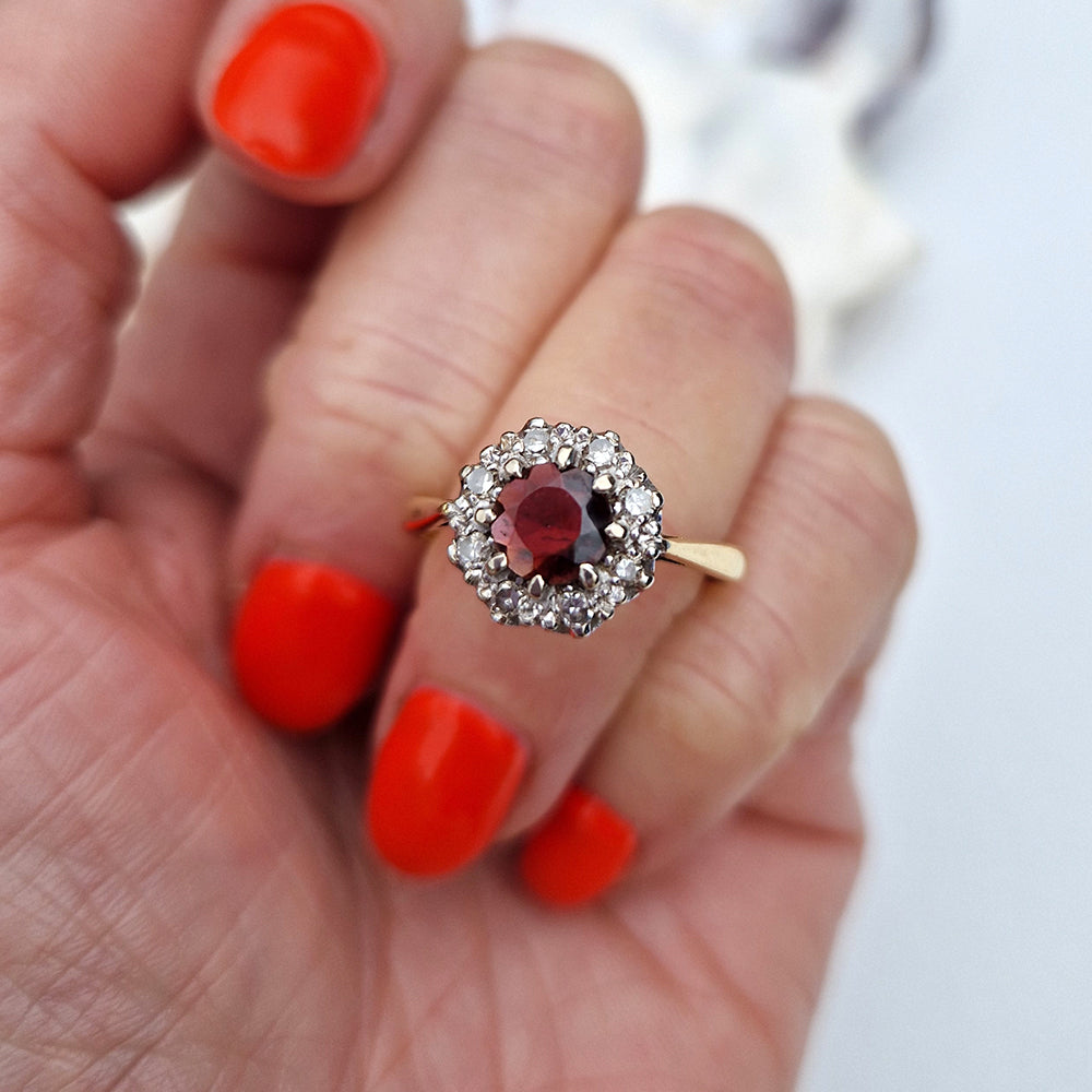c1970's Vintage Garnet & Diamond Cluster