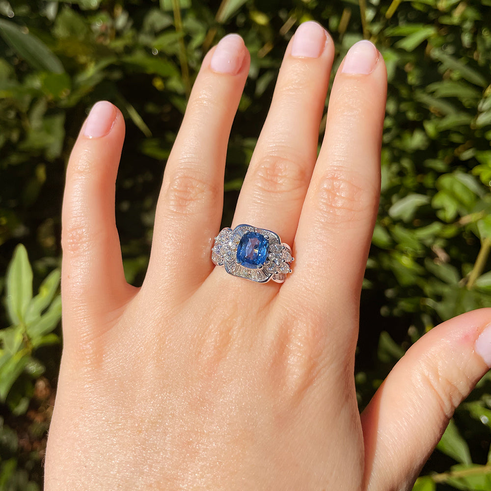 Vintage 3.0ct Sapphire & 3.50ct Diamond Cluster Ring