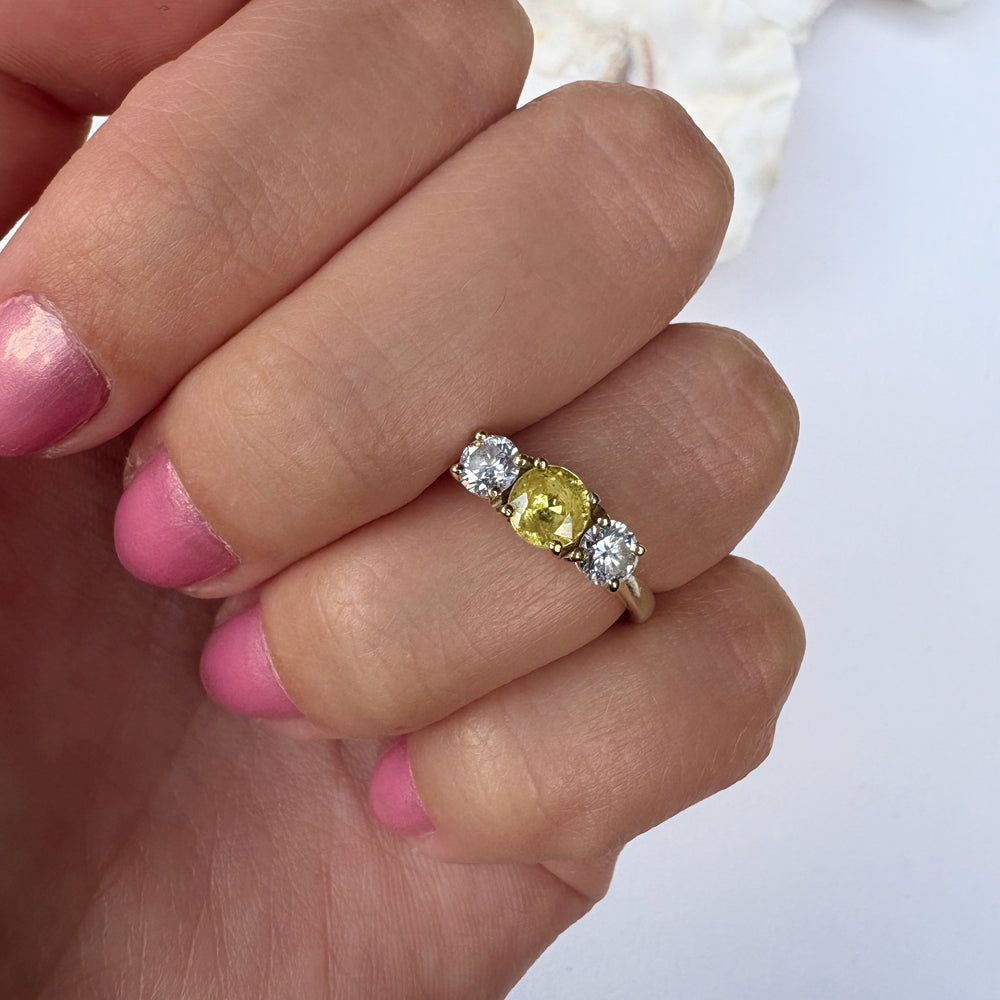 Vintage 0.50ct Yellow Sapphire & 0.40ct Diamond Trilogy Ring