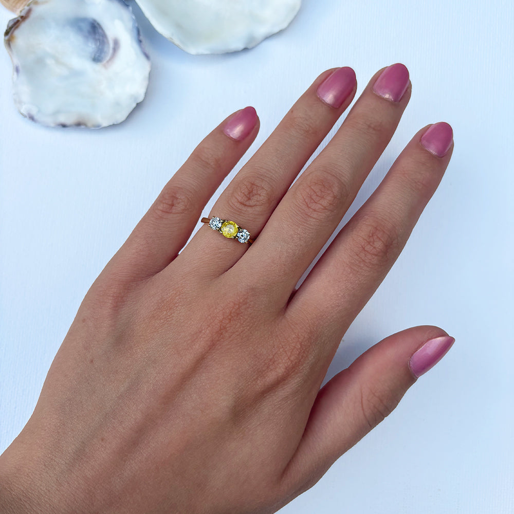 Vintage 0.50ct Yellow Sapphire & 0.40ct Diamond Trilogy Ring