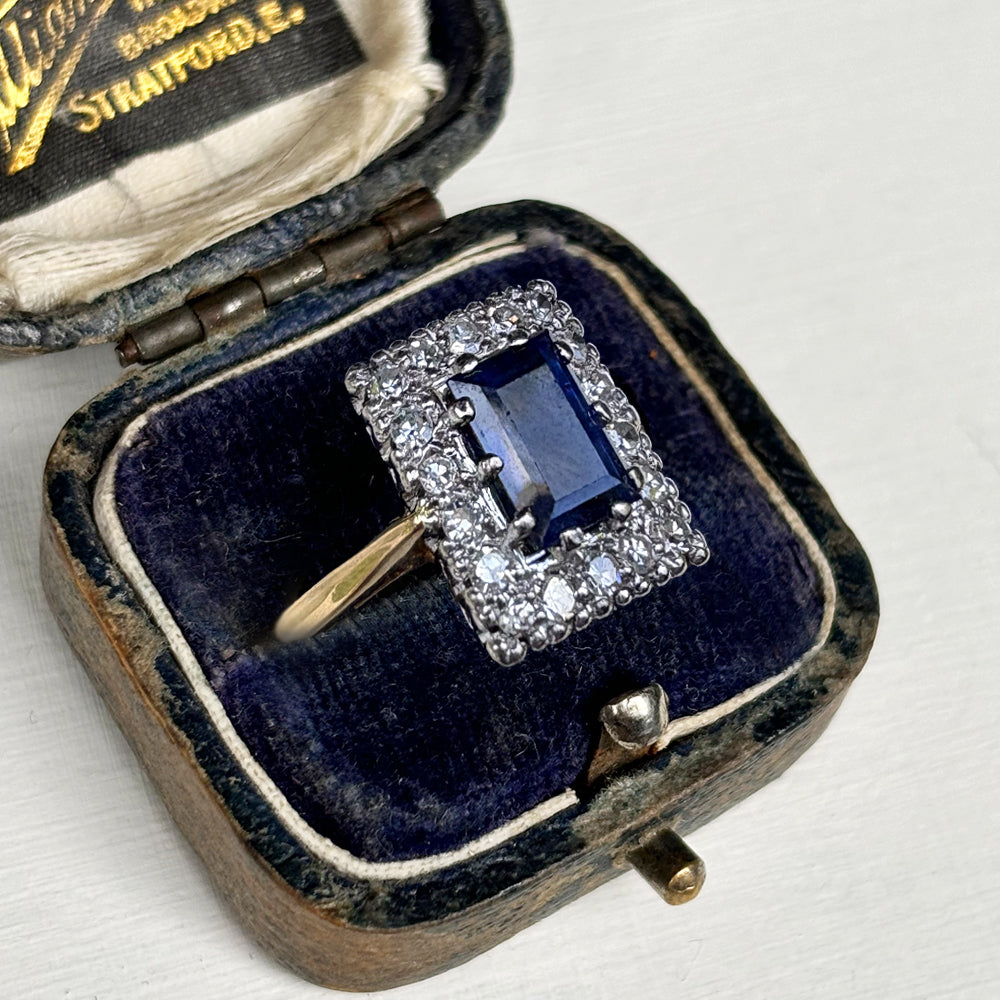 Vintage 0.75ct Sapphire & 0.25ct Diamond Cluster Ring
