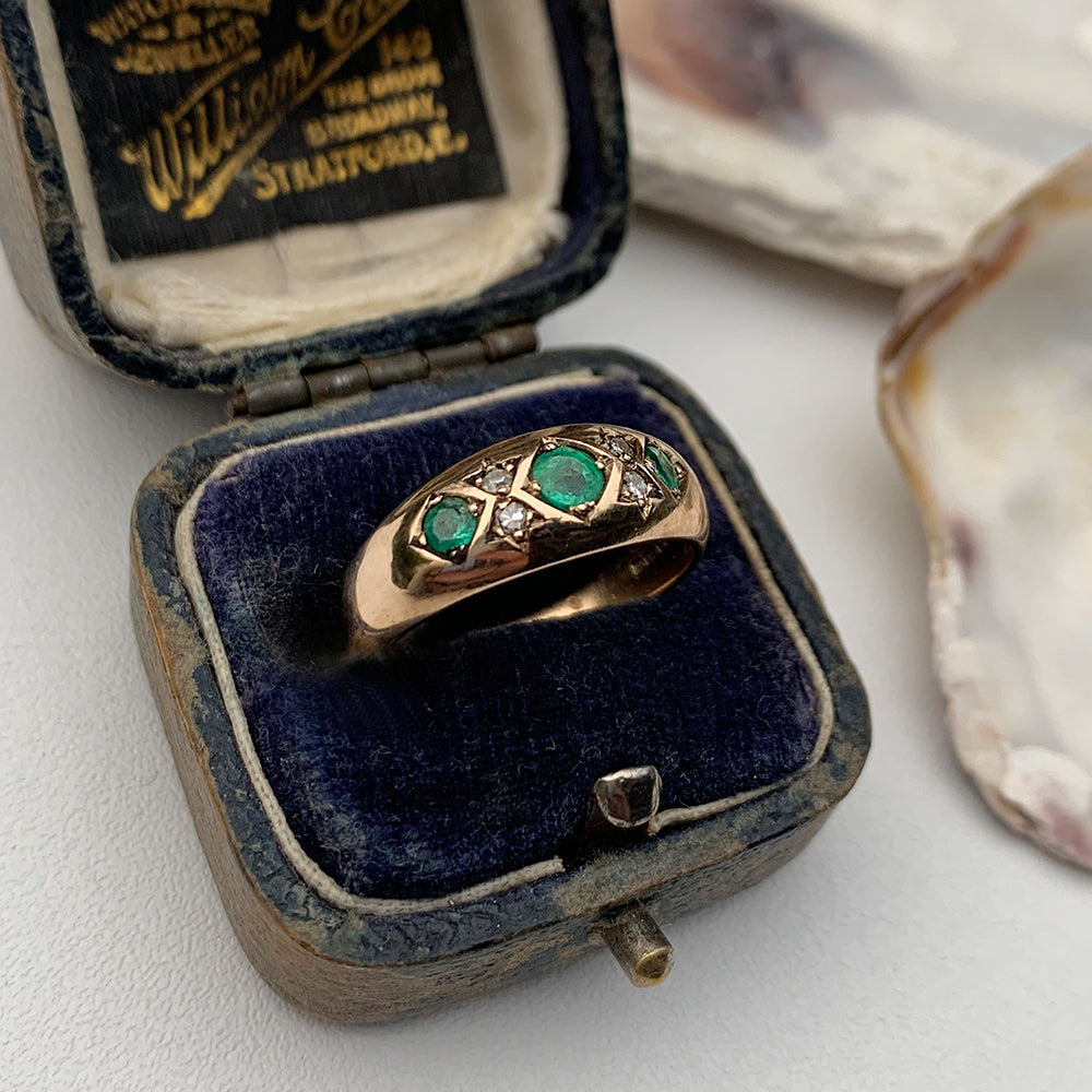 1988 Vintage Emerald & 0.30ct Diamond Gypsy Ring