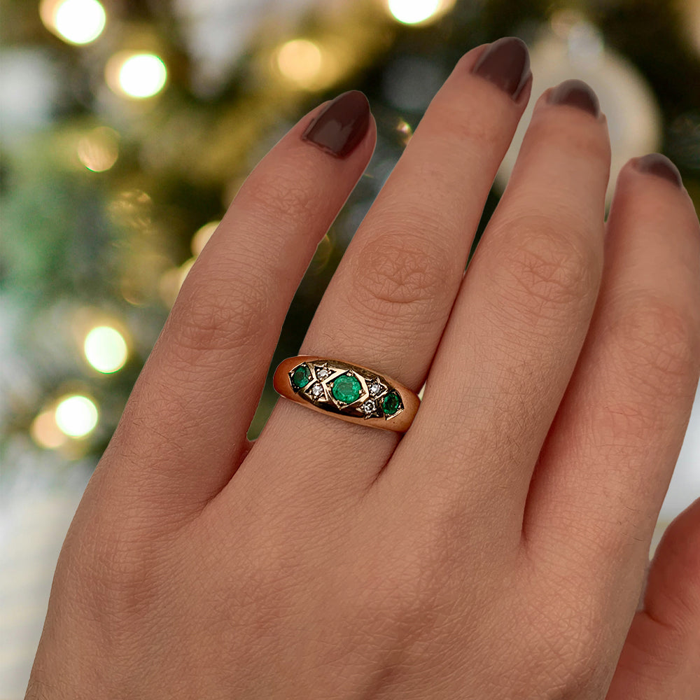 1988 Vintage Emerald & 0.30ct Diamond Gypsy Ring