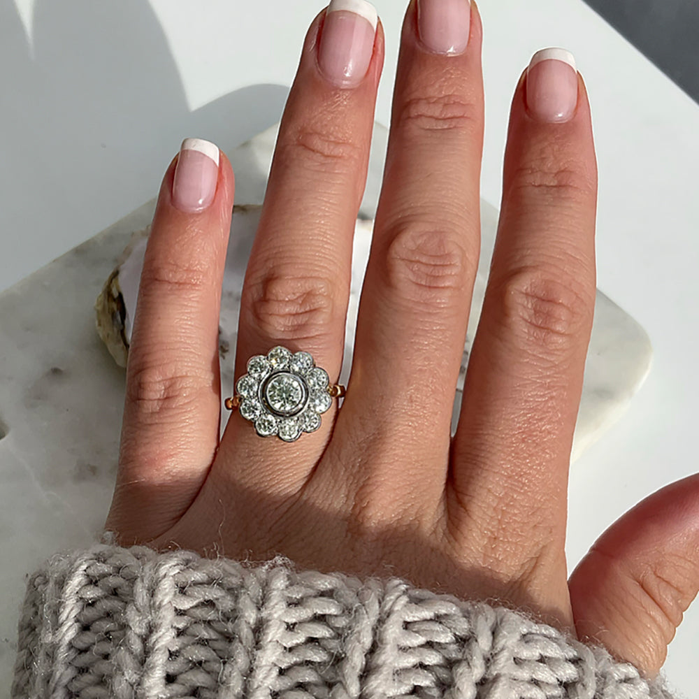 Vintage Art Deco 1.95ct Daisy Diamond Engagement Ring