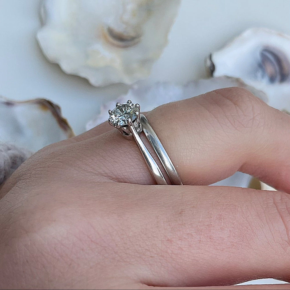 Vintage Platinum Wedding Band