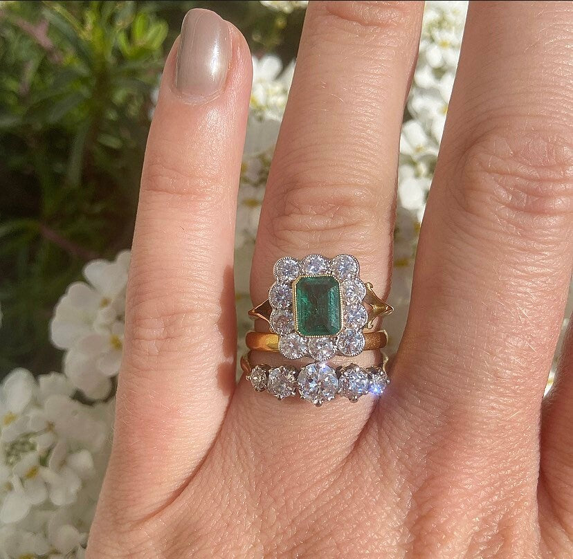 c1970’s Vintage Emerald & Diamond Cut Cluster Ring