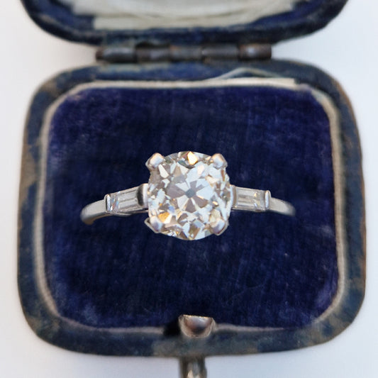 Antique Platinum Old European Cut Diamond Solitaire w/ Baguette Diamond Shoulders