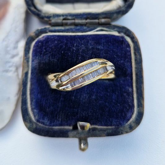 Vintage Diamond Twist Band Ring