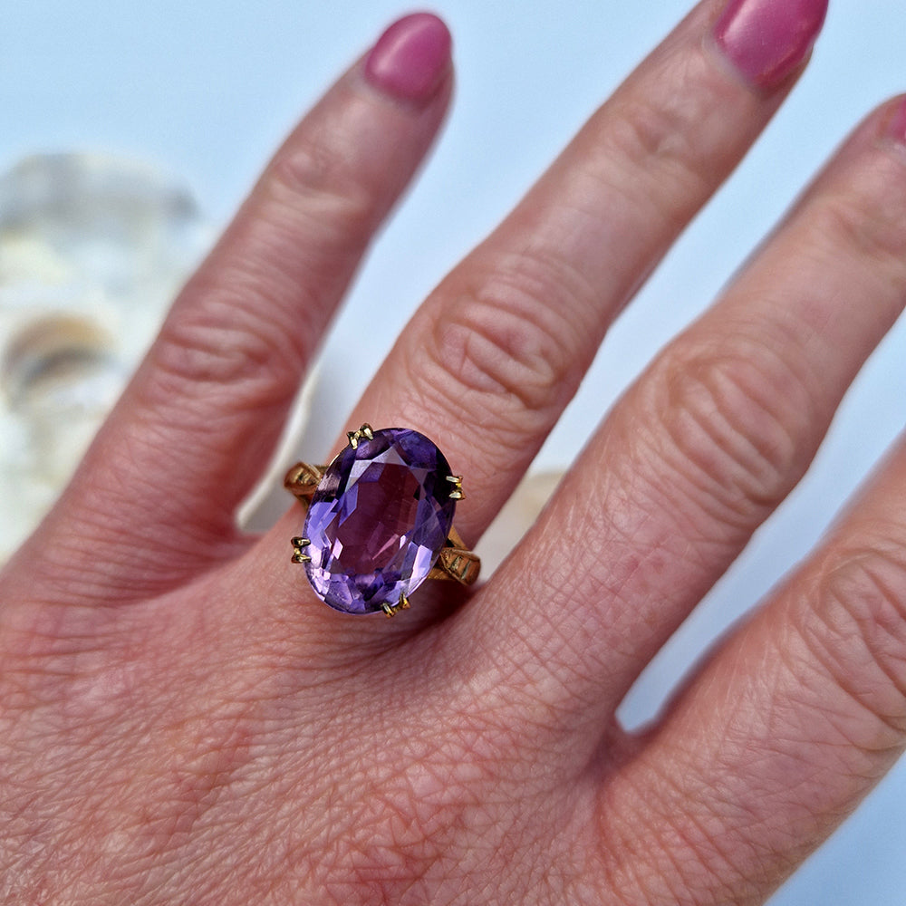 1963 Vintage Amethyst Solitaire Ring