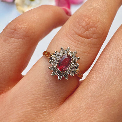 1988 Vintage Ruby & Diamond Cluster Ring