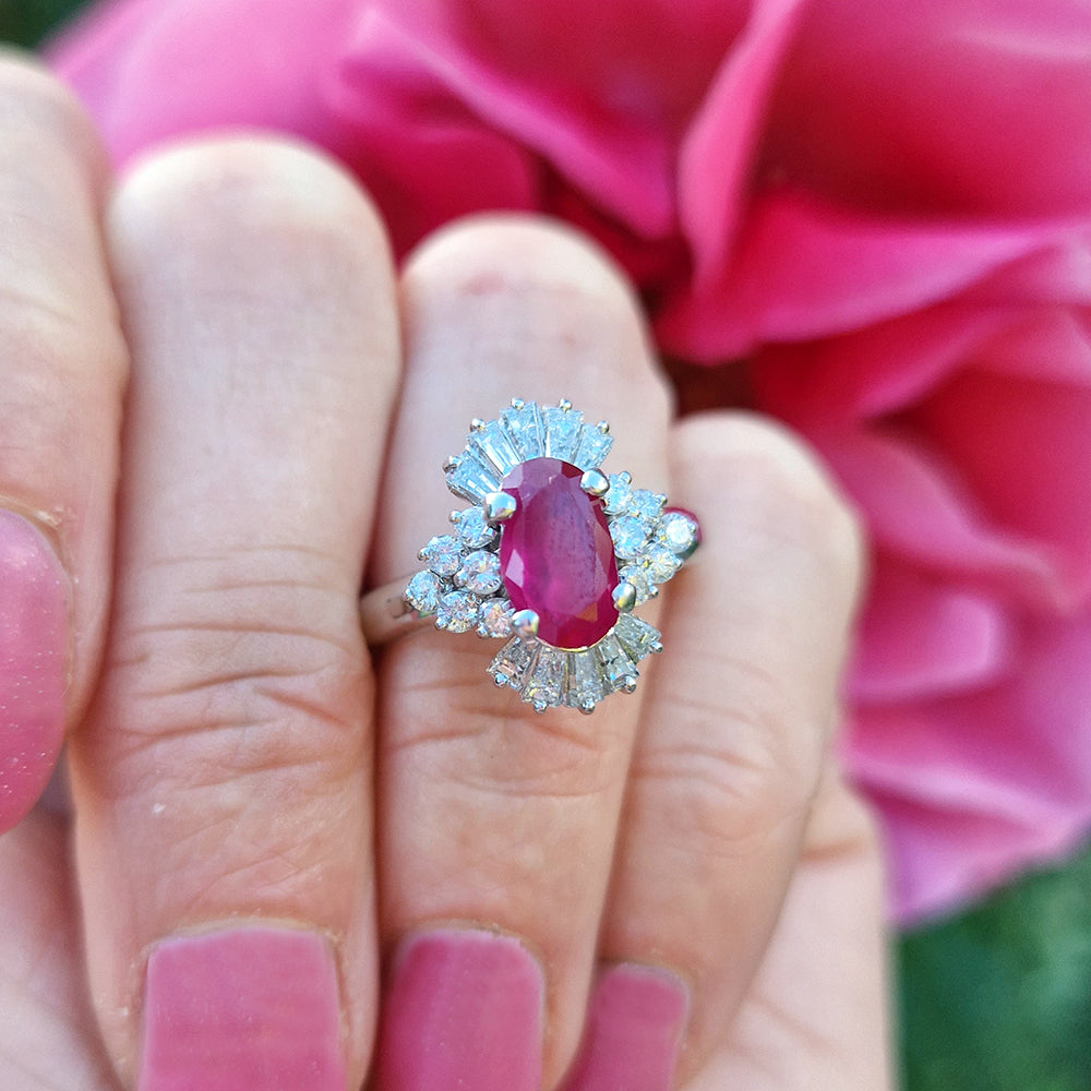 Vintage 1.15ct Ruby & Mixed Cut Diamond Cluster