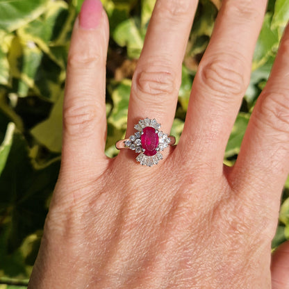 Vintage 1.15ct Ruby & Mixed Cut Diamond Cluster