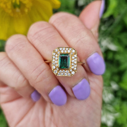 1987 Vintage 1ct Emerald & Diamond Cluster Ring