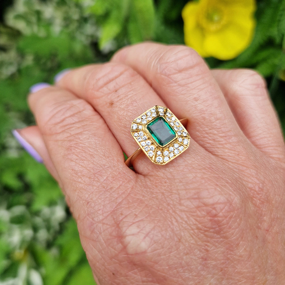 1987 Vintage 1ct Emerald & Diamond Cluster Ring