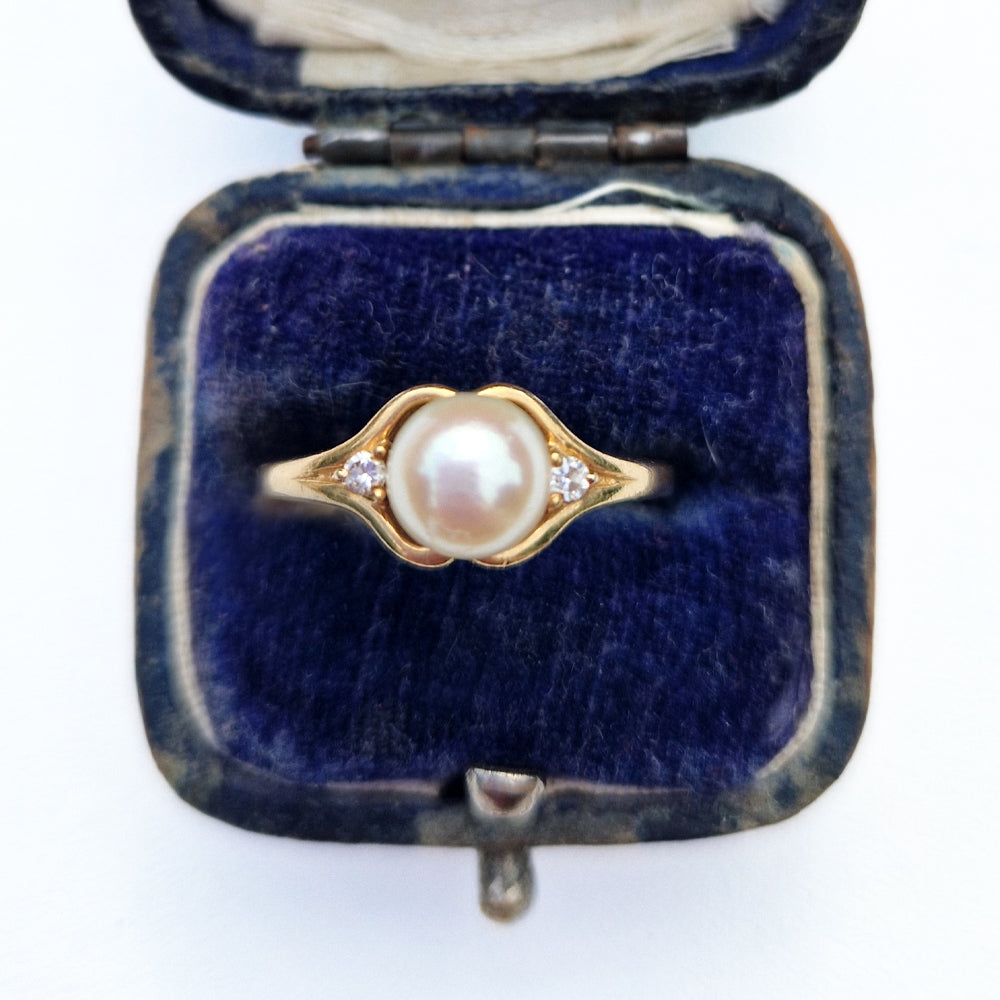 Vintage Pearl & Diamond Solitaire Ring