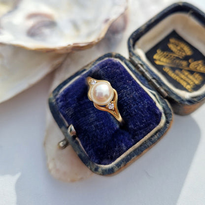 Vintage Pearl & Diamond Solitaire Ring