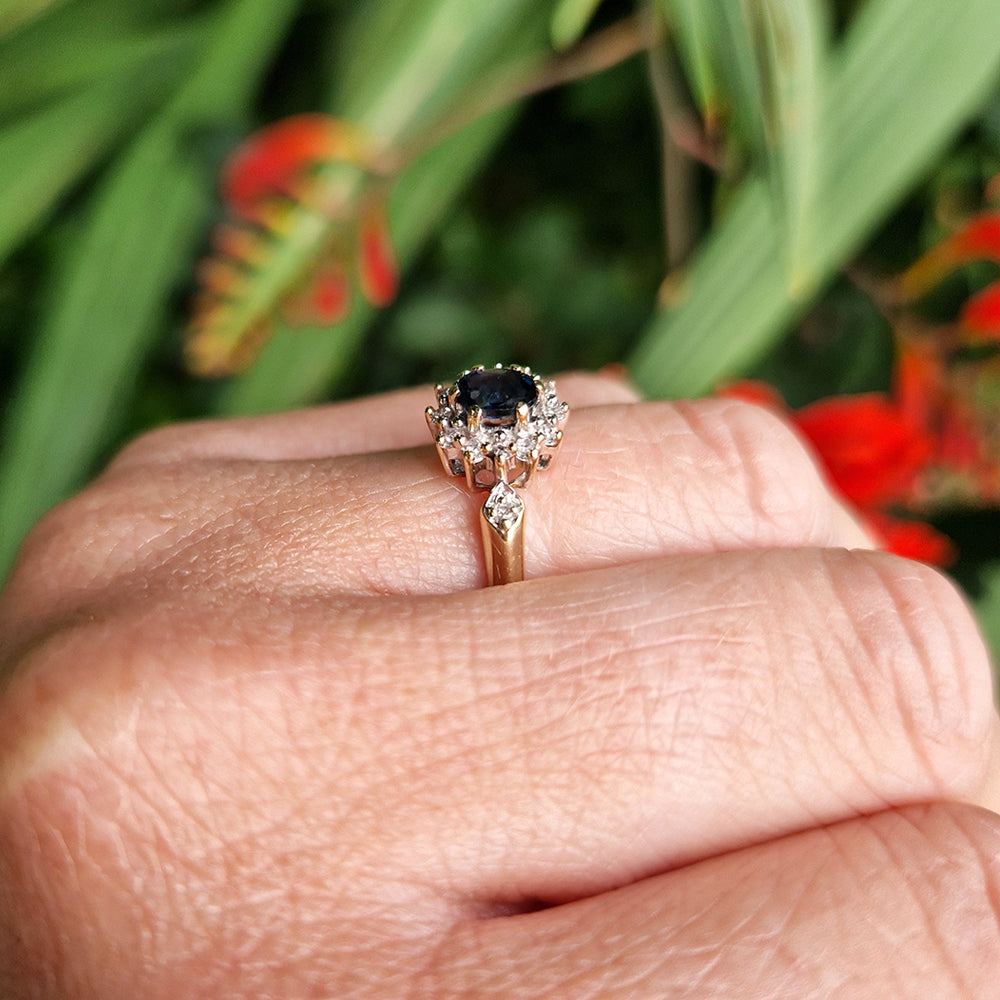 Vintage Sapphire & Diamond Cluster Ring