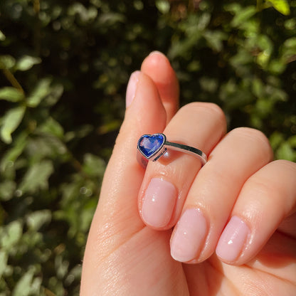 Vintage 1.91ct Sapphire Heart Ring