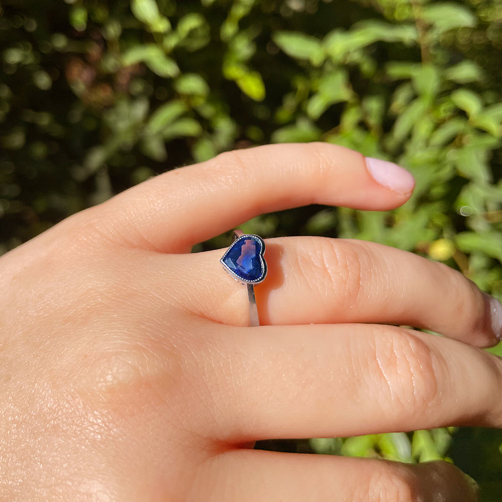 Vintage 1.91ct Sapphire Heart Ring