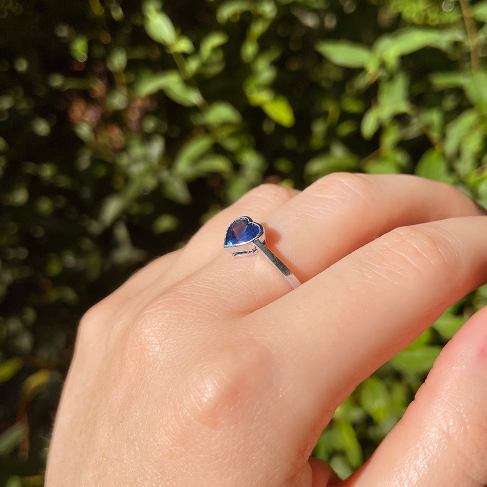 Vintage 1.91ct Sapphire Heart Ring