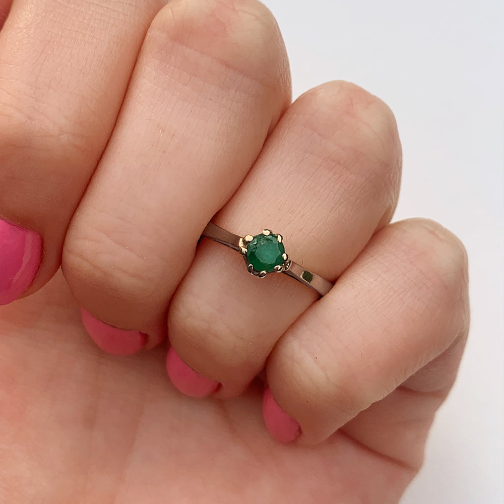 1982 Vintage Emerald Solitaire Ring