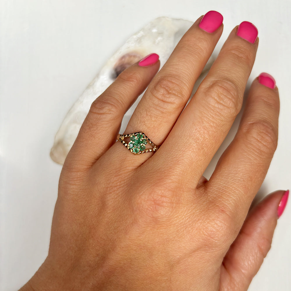 c1980's Vintage Emerald Cluster Ring