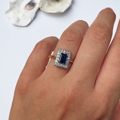 Vintage 0.75ct Sapphire & 0.25ct Diamond Cluster Ring