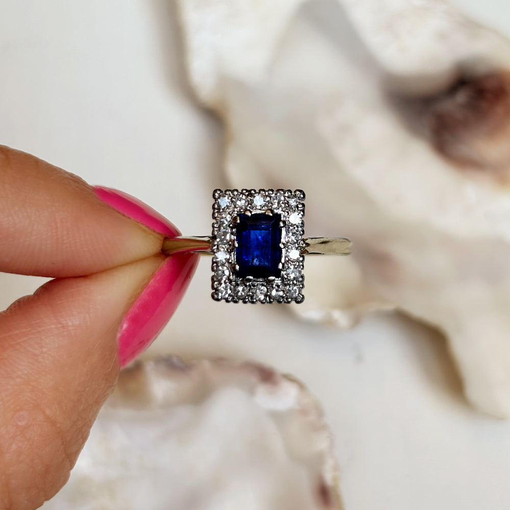 Vintage 0.75ct Sapphire & 0.25ct Diamond Cluster Ring