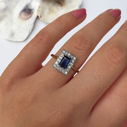 Vintage 0.75ct Sapphire & 0.25ct Diamond Cluster Ring