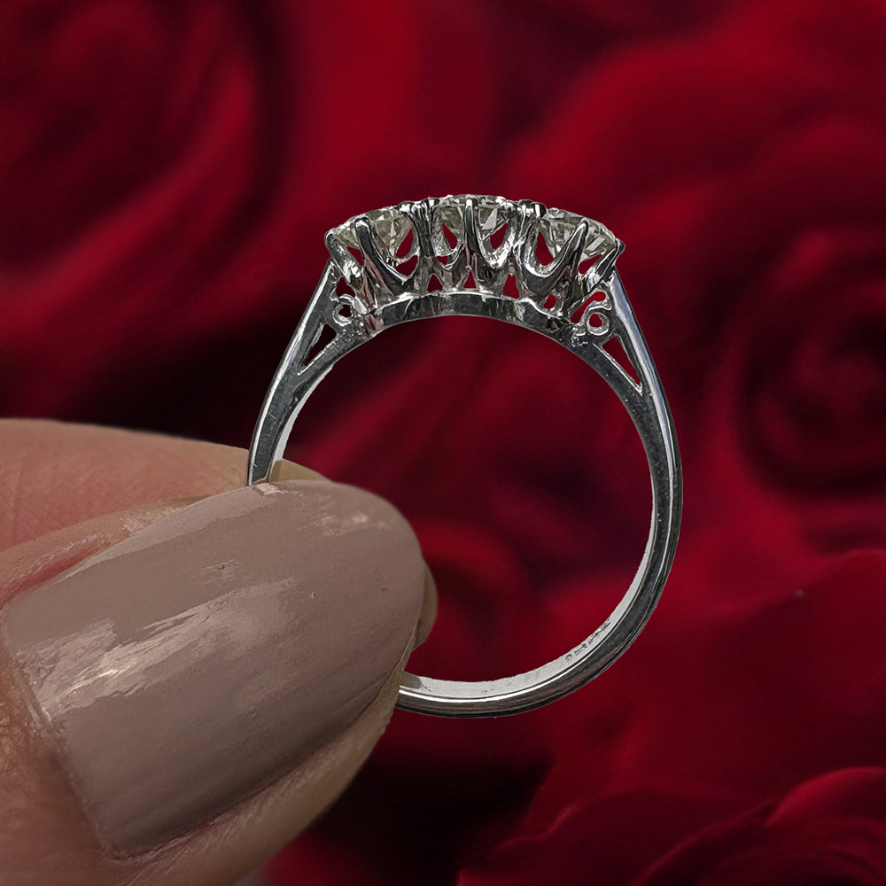 Vintage 0.65ct Diamond Trilogy Ring