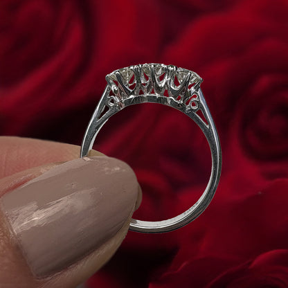 Vintage 0.65ct Diamond Trilogy Ring