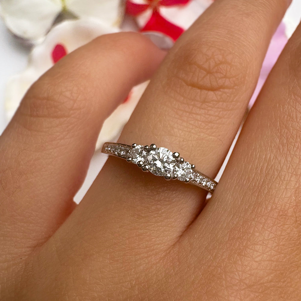 1999 Vintage Diamond Trilogy Ring