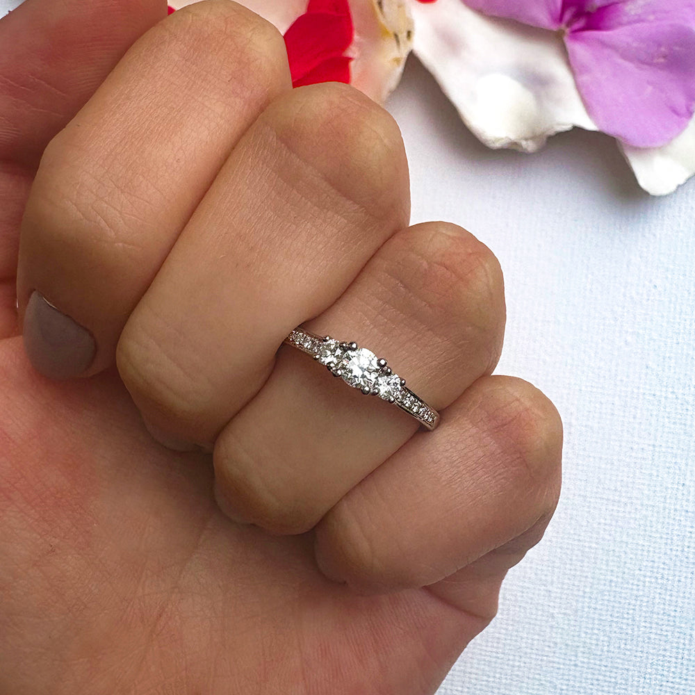 1999 Vintage Diamond Trilogy Ring